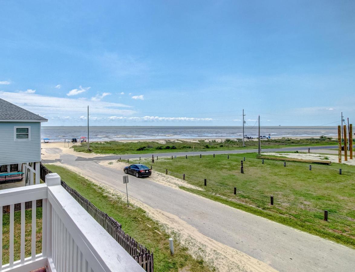 Spring Break Specials! Front Row Views - Tiki Bar - Playground Villa Bolivar Peninsula Exterior photo