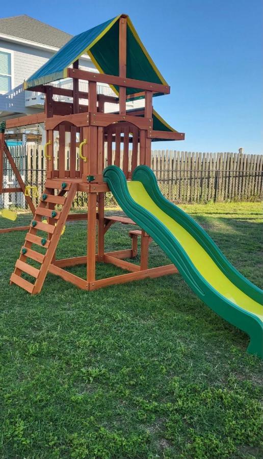 Spring Break Specials! Front Row Views - Tiki Bar - Playground Villa Bolivar Peninsula Exterior photo